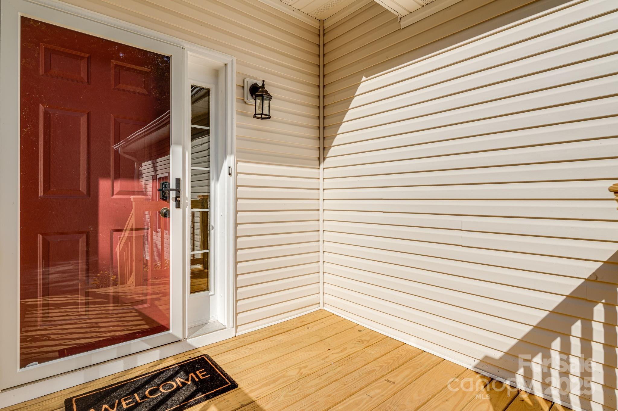 37 Poplar Creek Drive