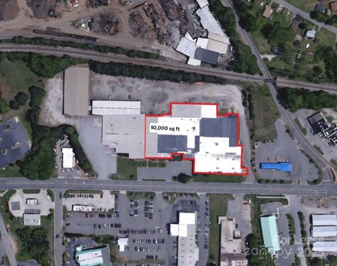 1243 E Garner Bagnal Boulevard Statesville NC 27264