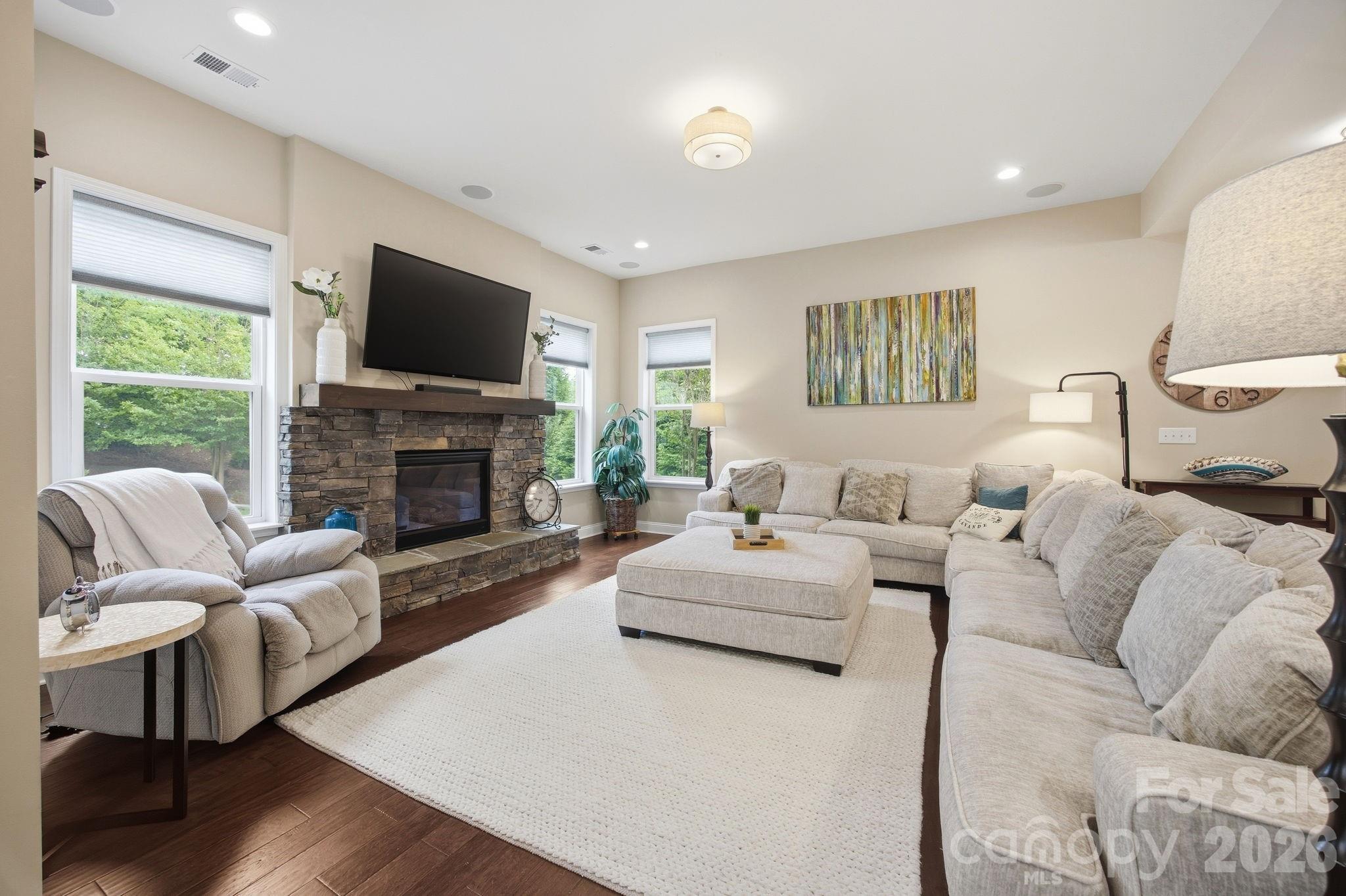 Bridge Pointe - Residential