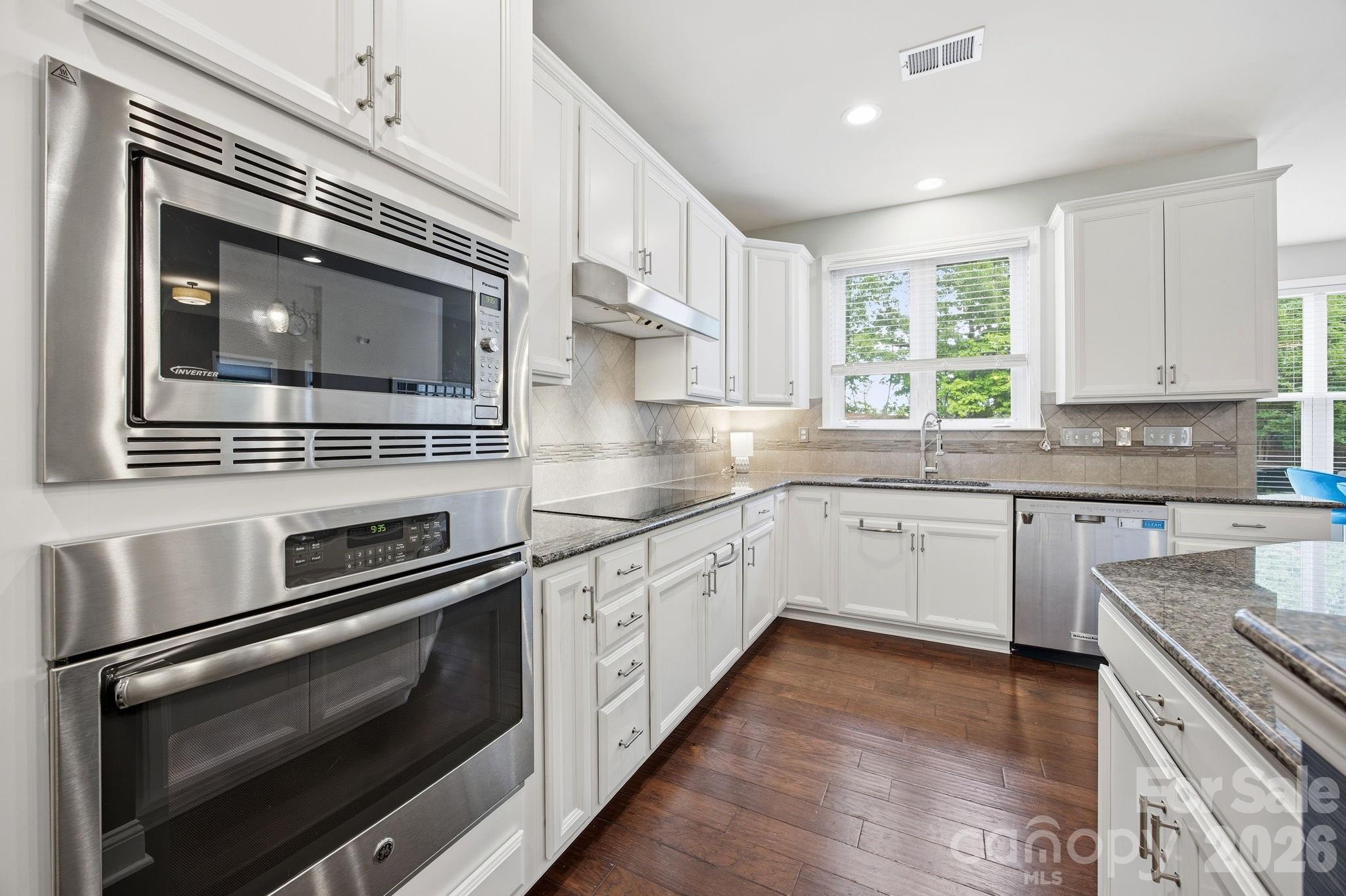 Bridge Pointe - Residential