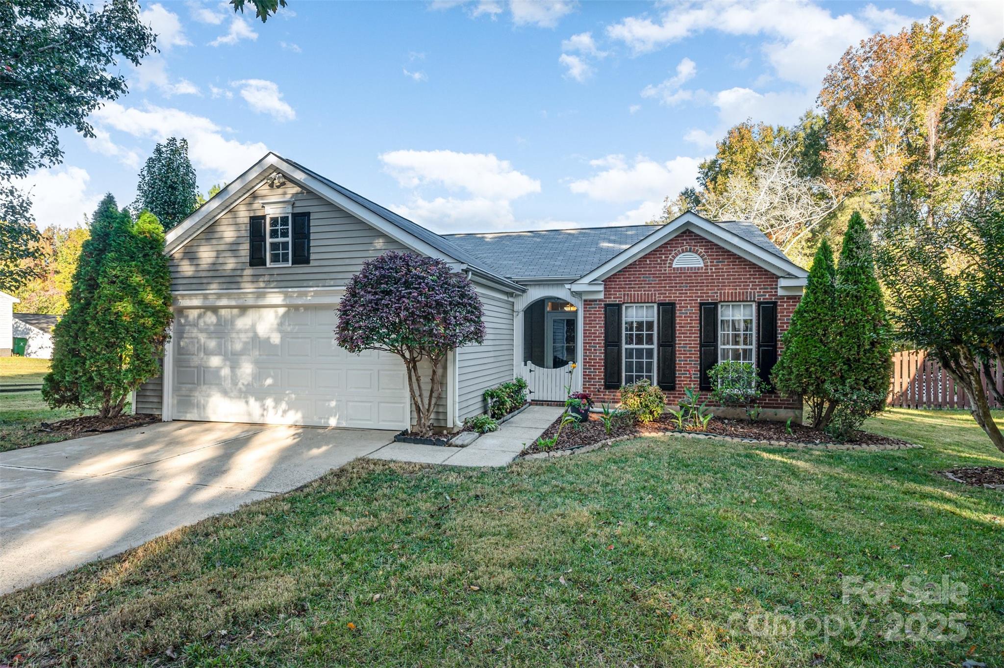 1603 Oakdale Green Drive