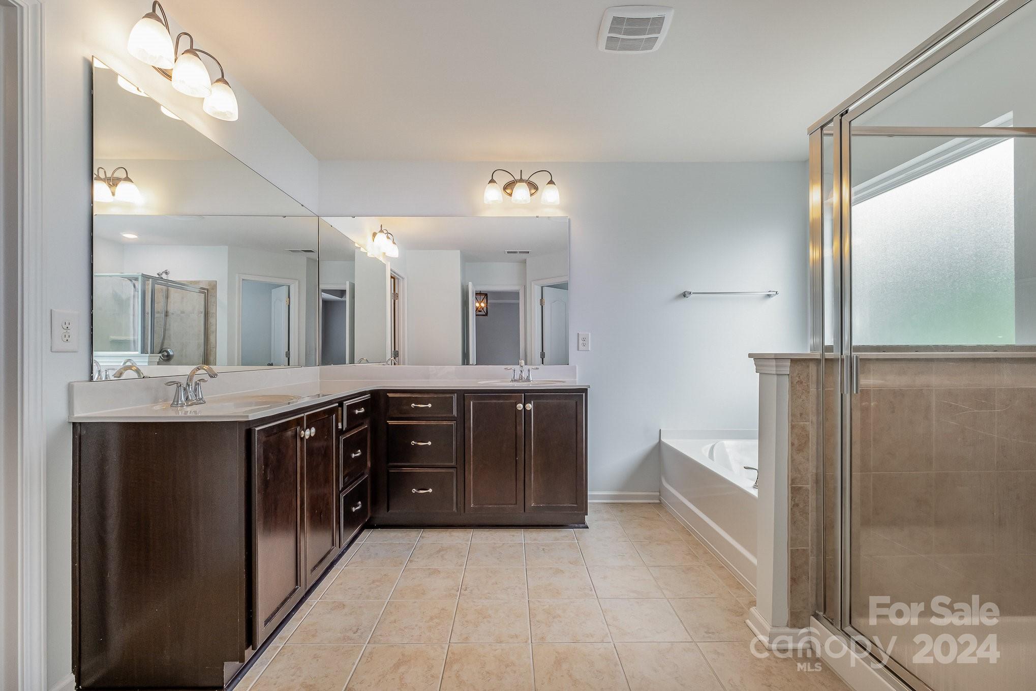 The Pinnacle at Handsmill - Residential