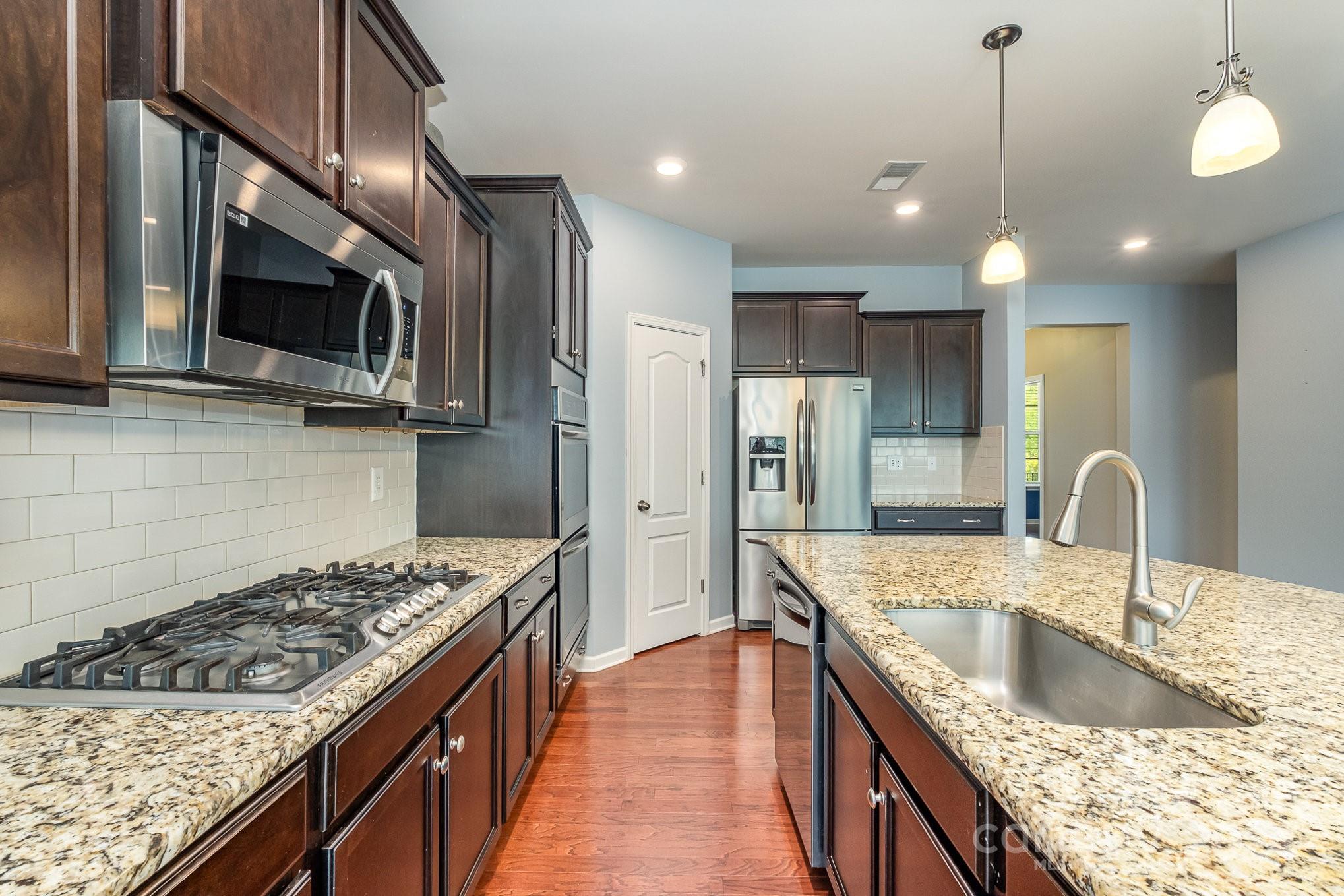 The Pinnacle at Handsmill - Residential