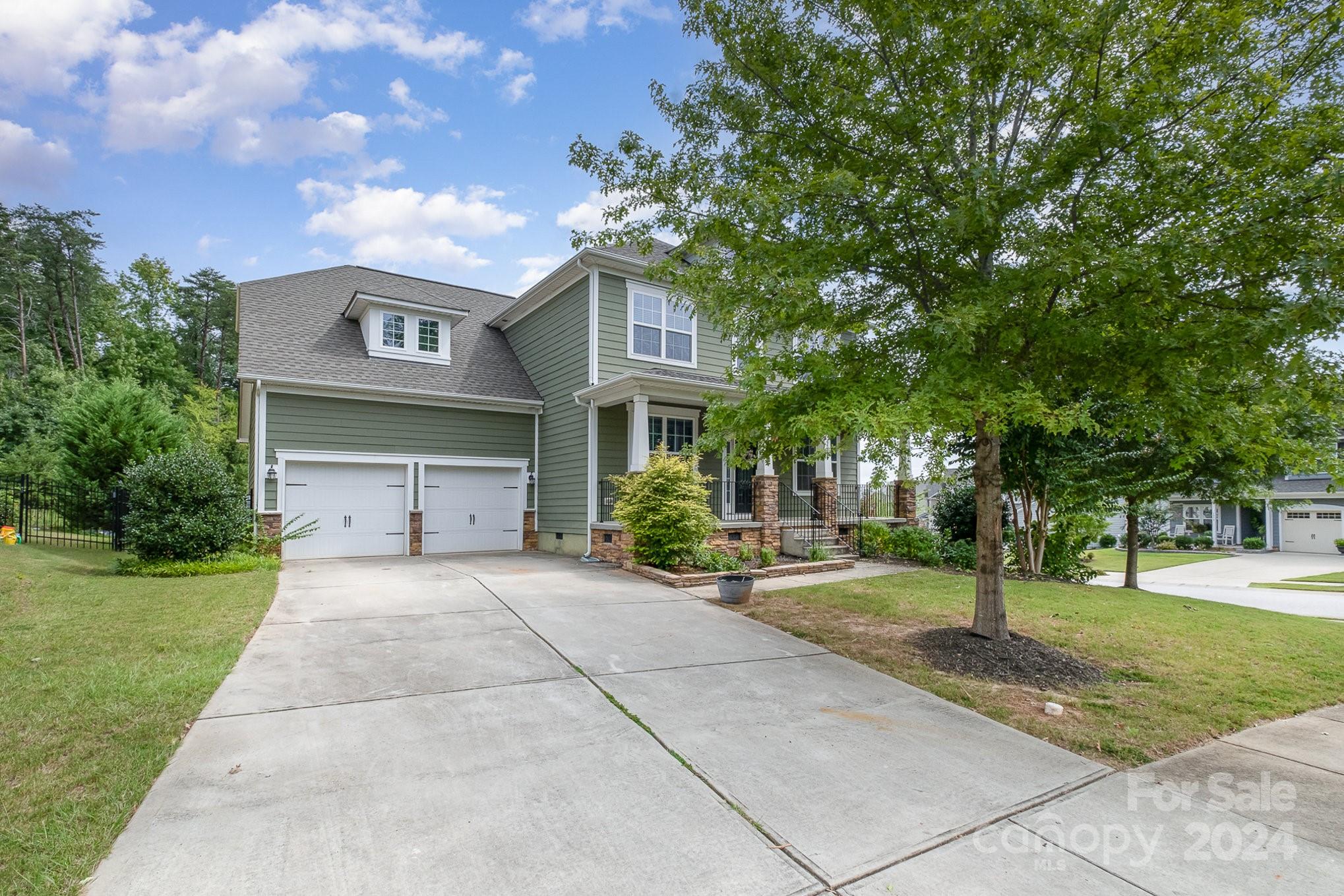 The Pinnacle at Handsmill - Residential