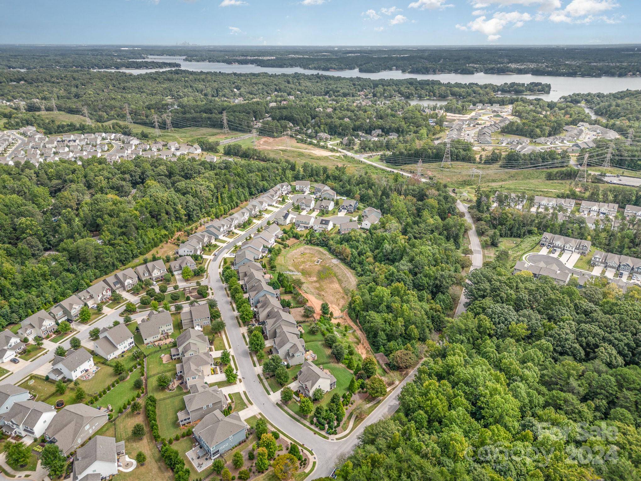 The Pinnacle at Handsmill - Residential