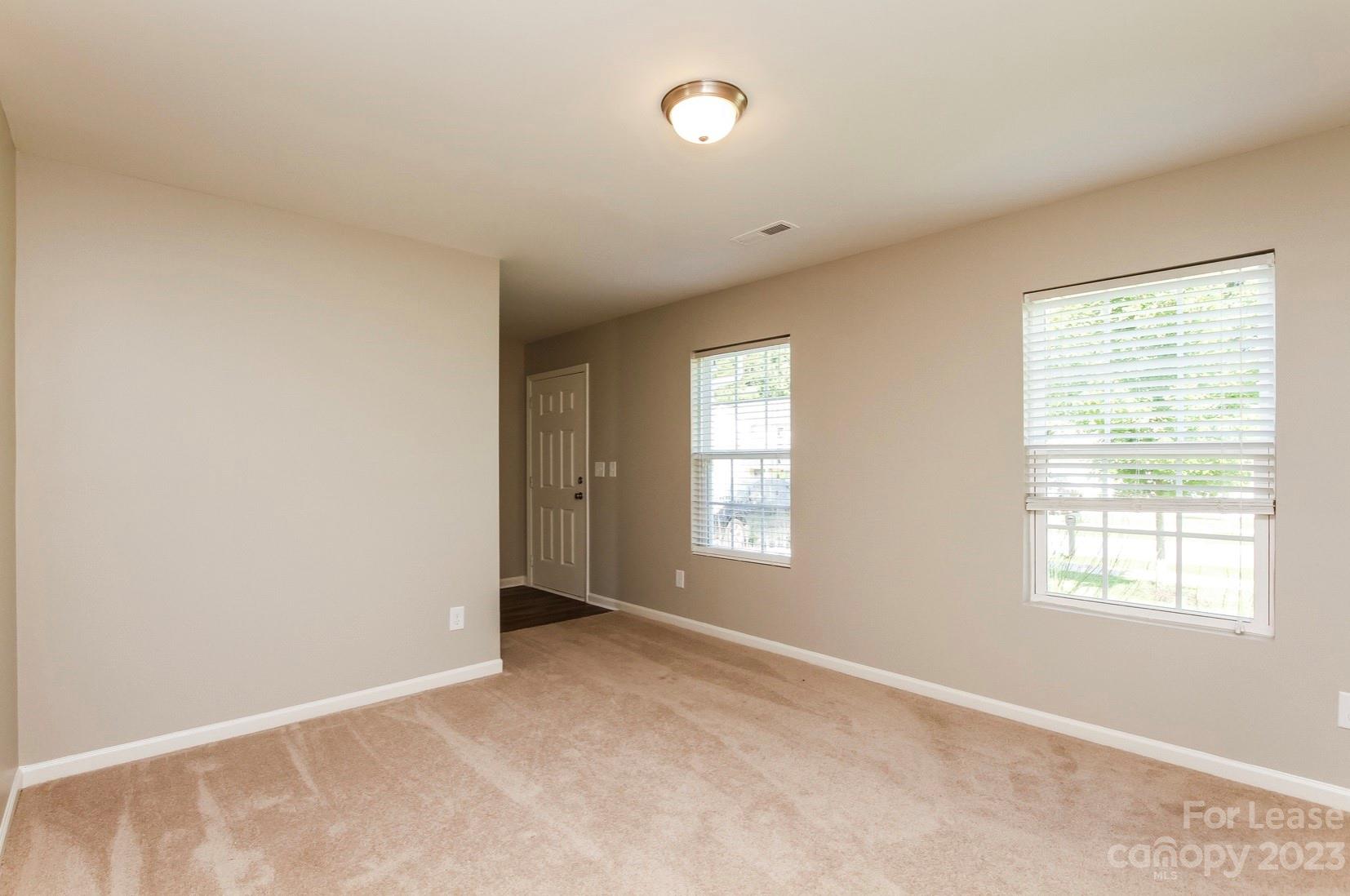 Lincoln Meadows - Residential Lease