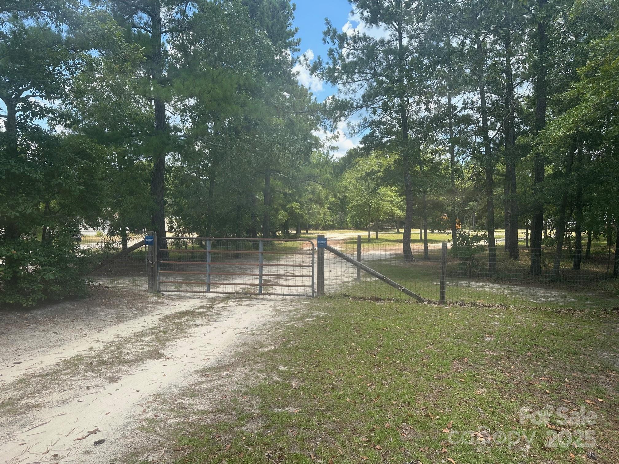 8221 Feather Run Road
