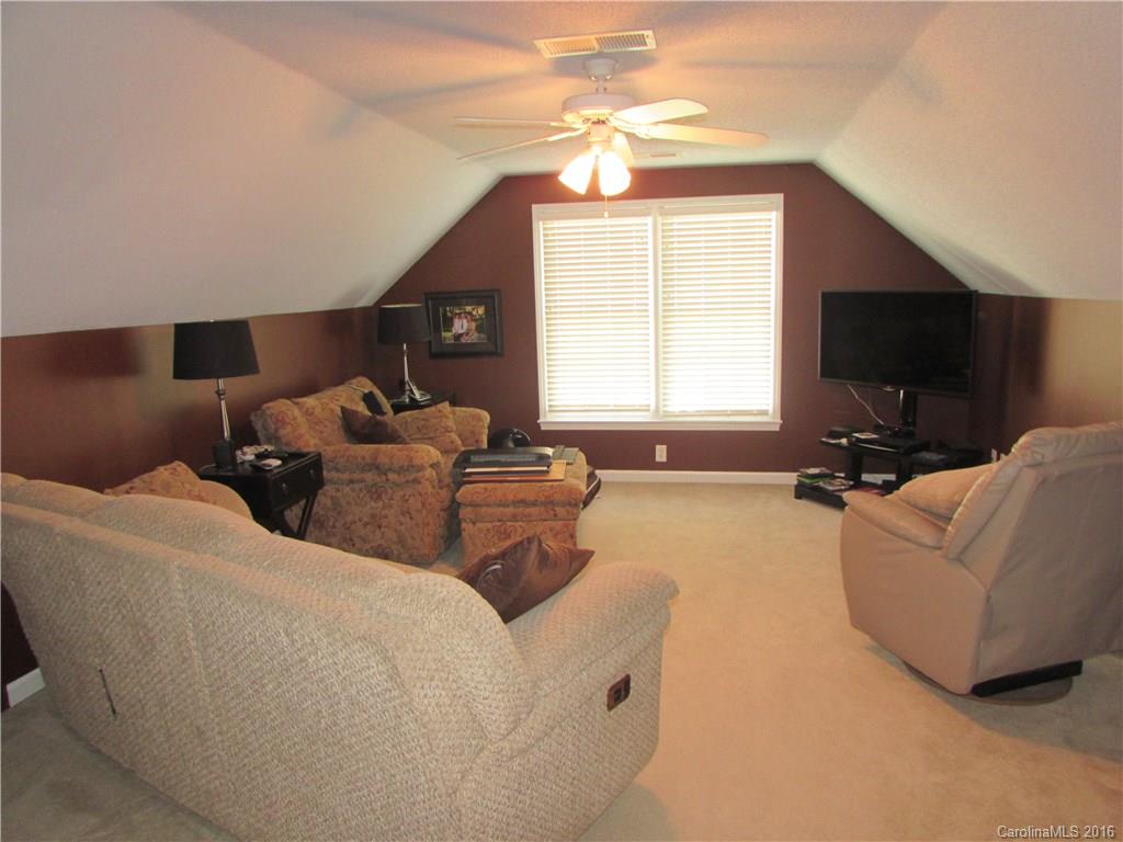 Tysons Forest - Residential