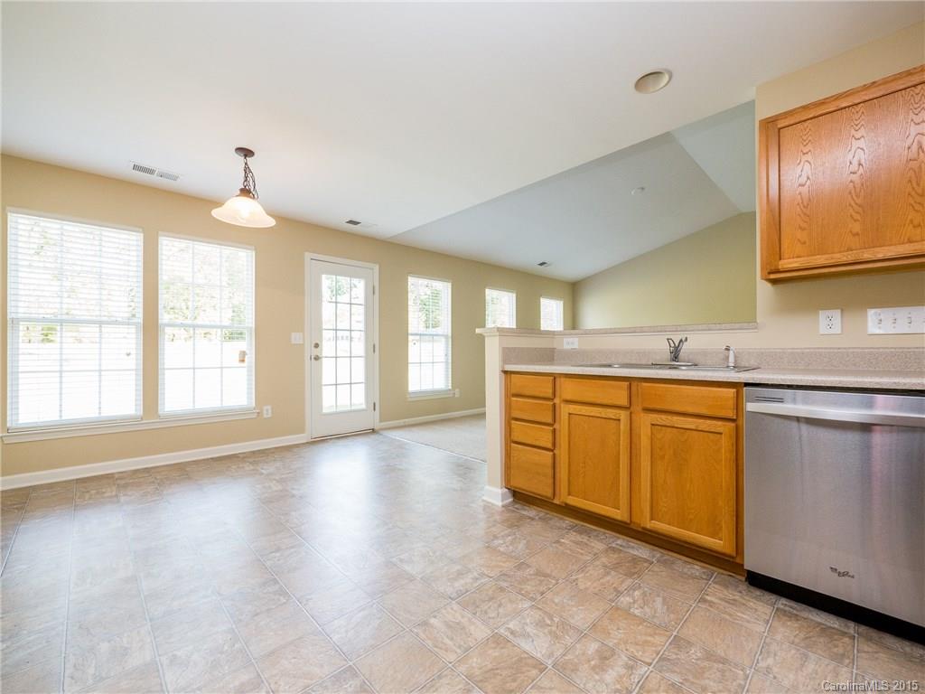 Autumn Cove at Lake Wylie - Residential