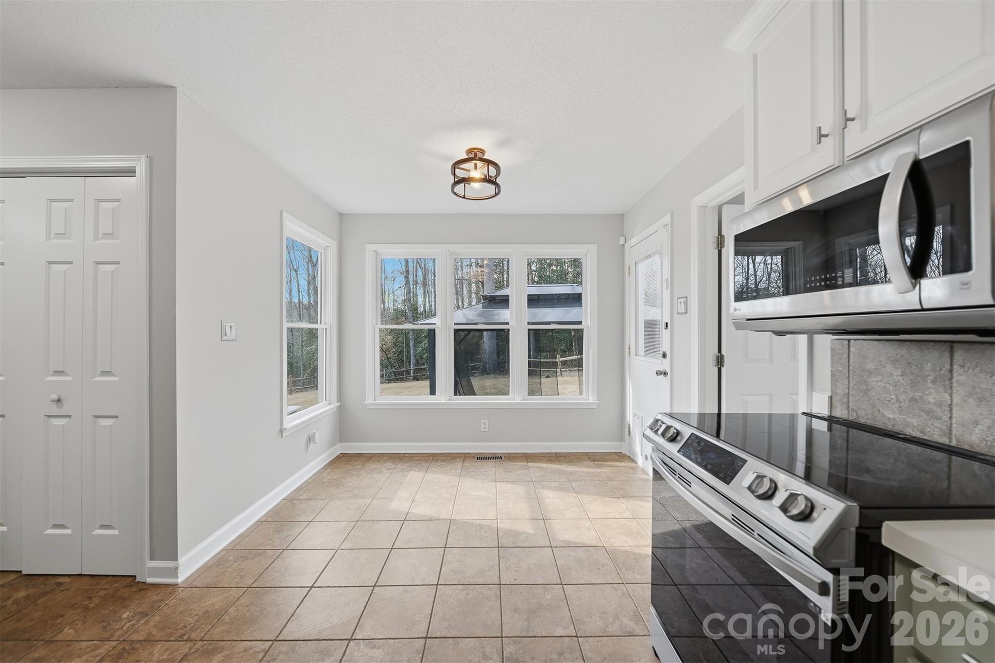 Holly Ridge - Residential