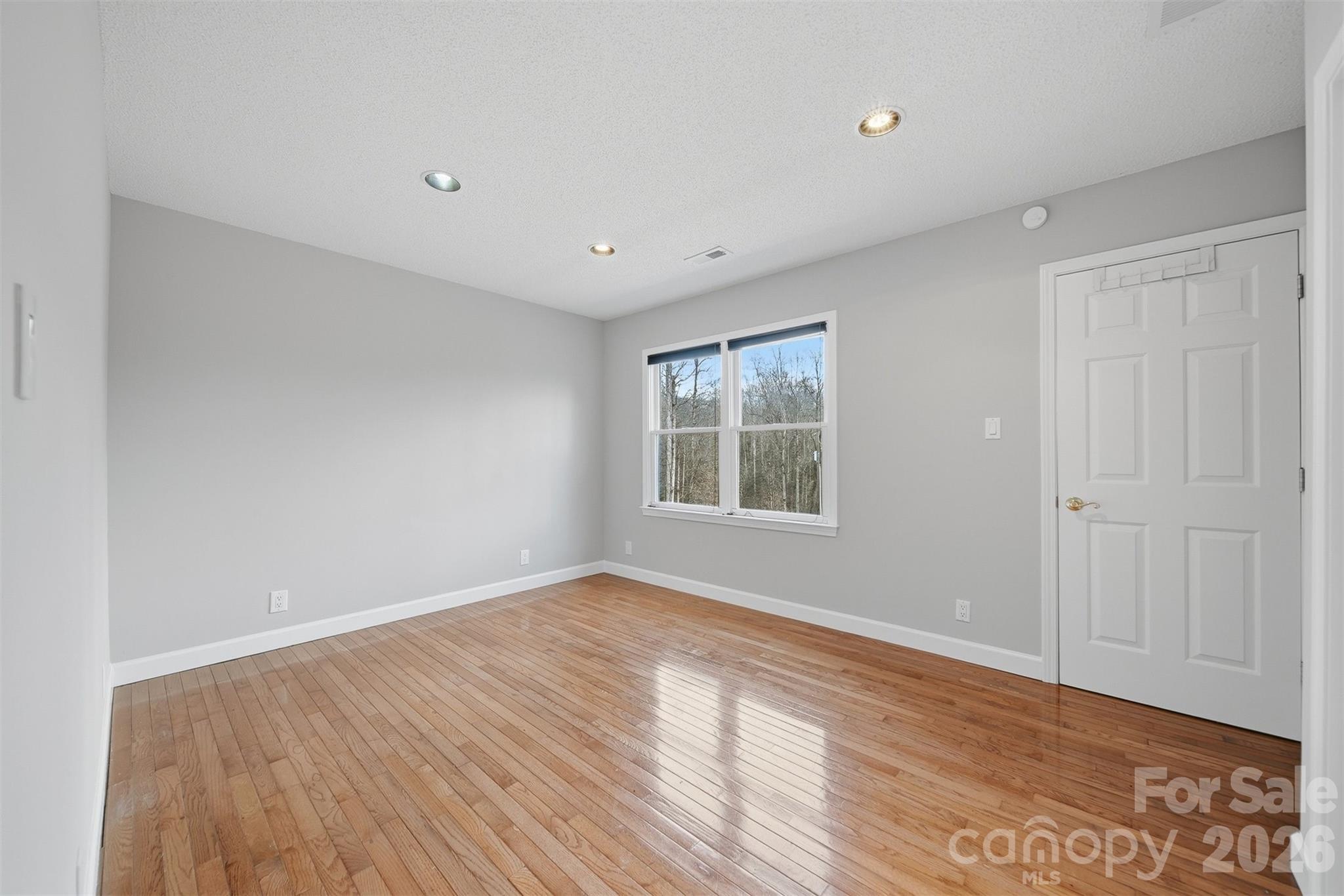 Holly Ridge - Residential