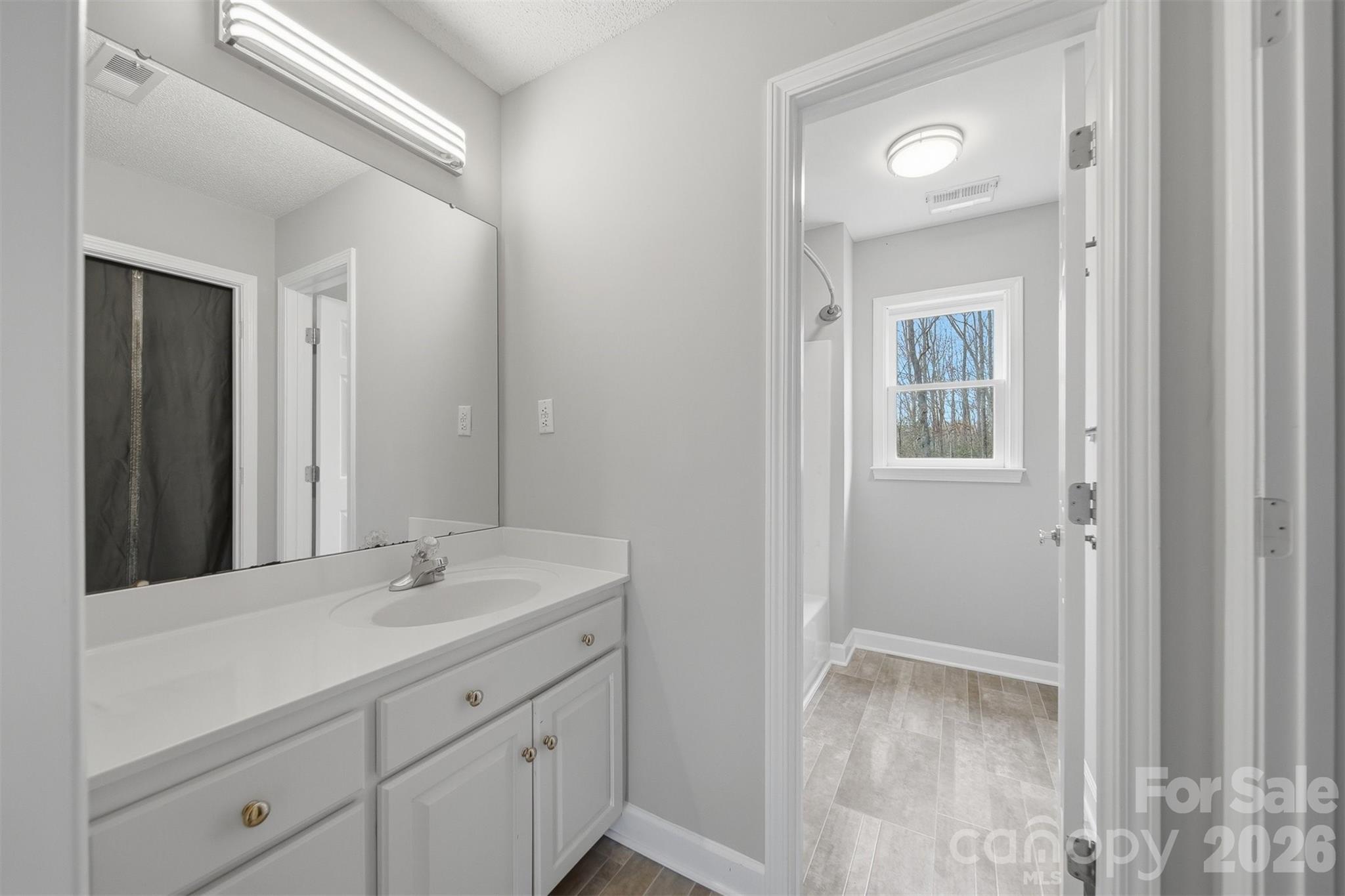 Holly Ridge - Residential