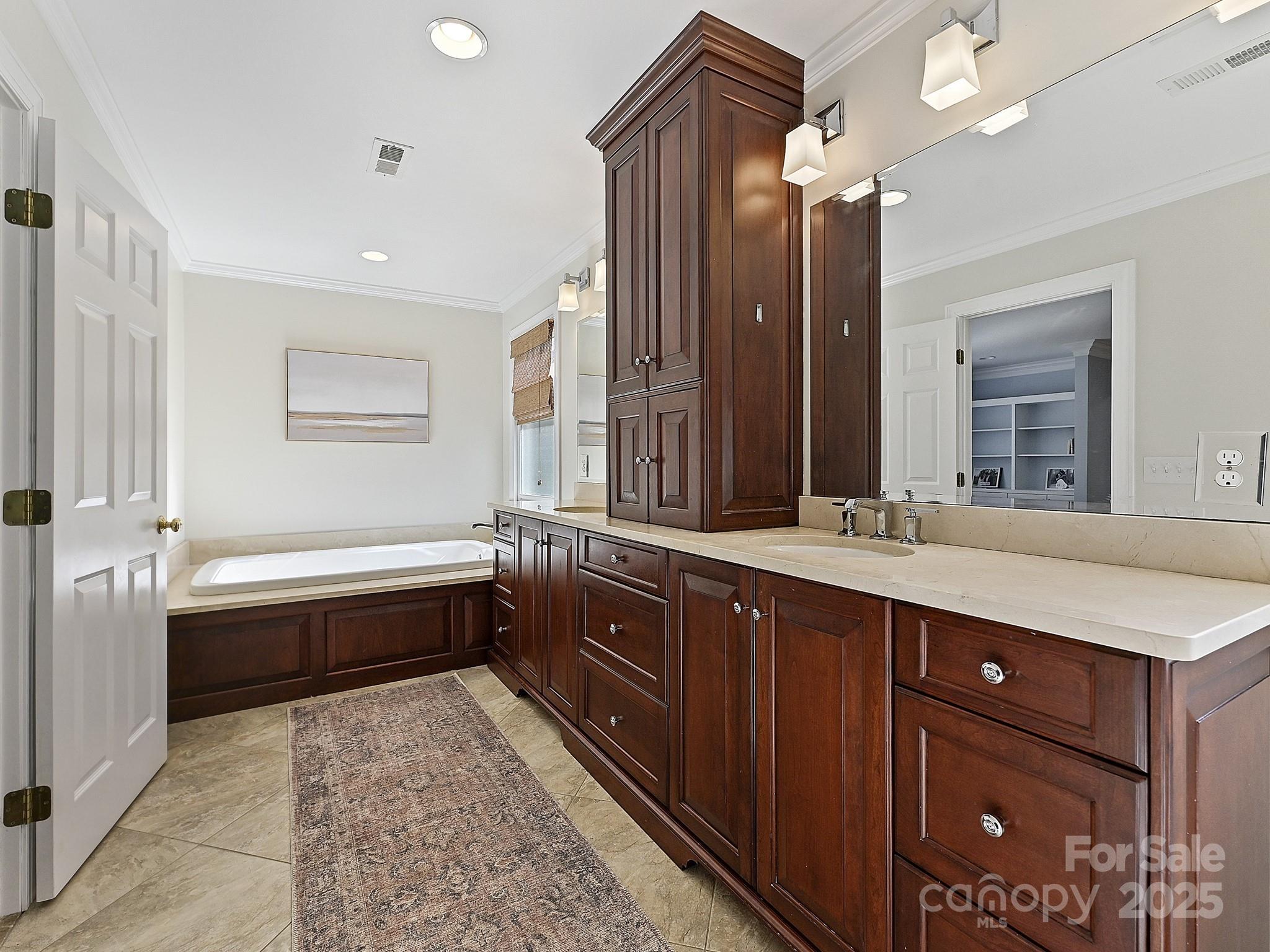 Barclay Downs - Residential