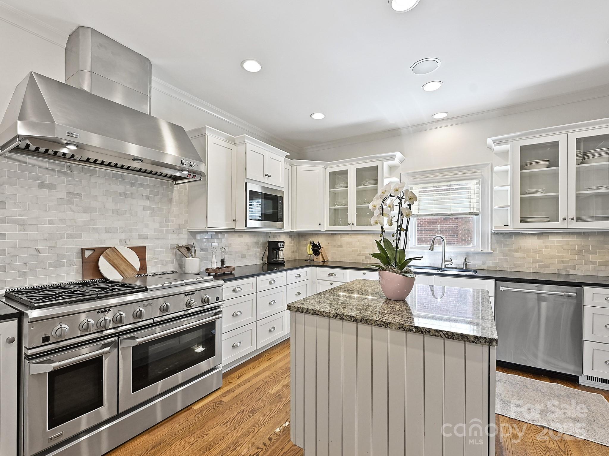 Barclay Downs - Residential