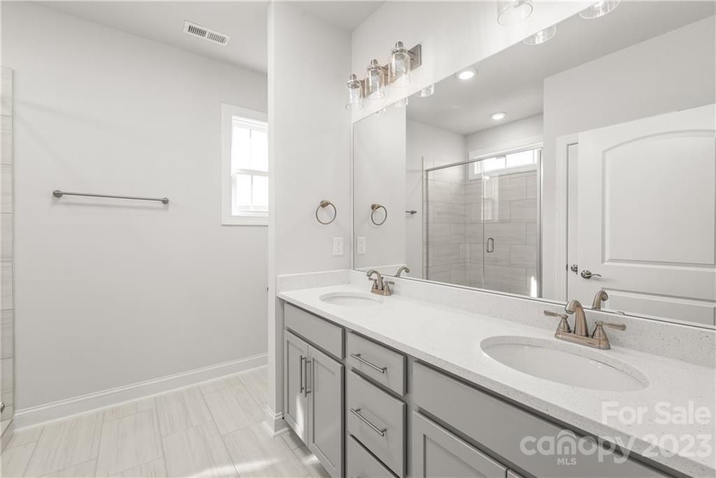 The Villas at Covington - Residential