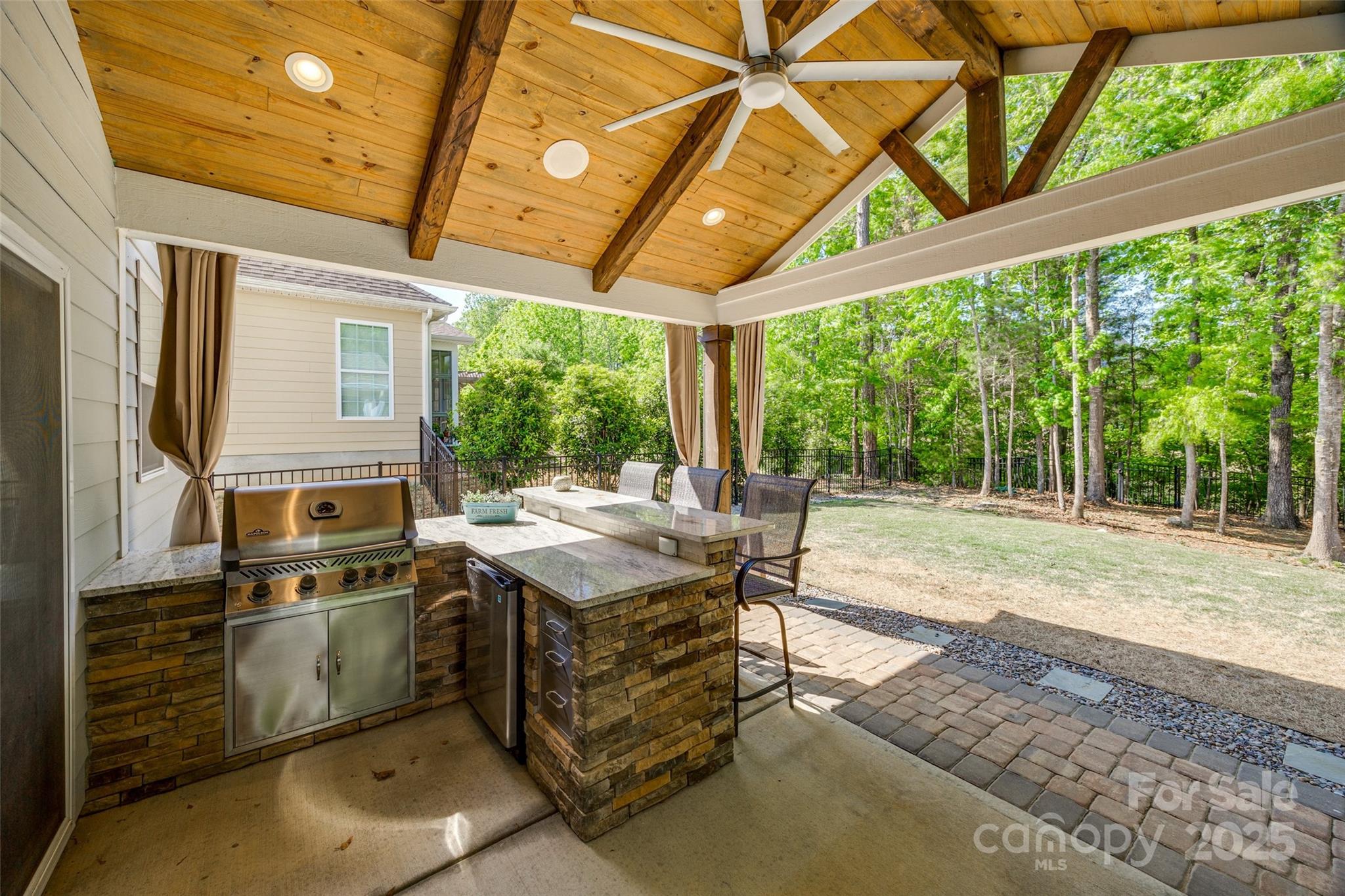 Lake Ridge - Residential