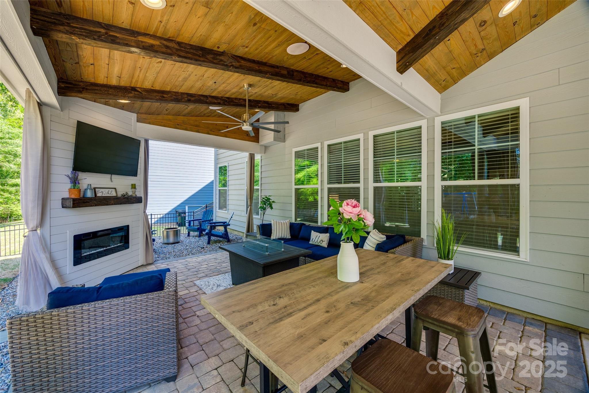 Lake Ridge - Residential