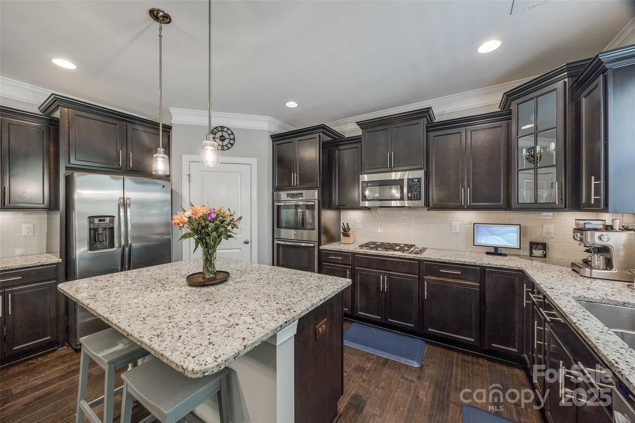 Lake Ridge - Residential