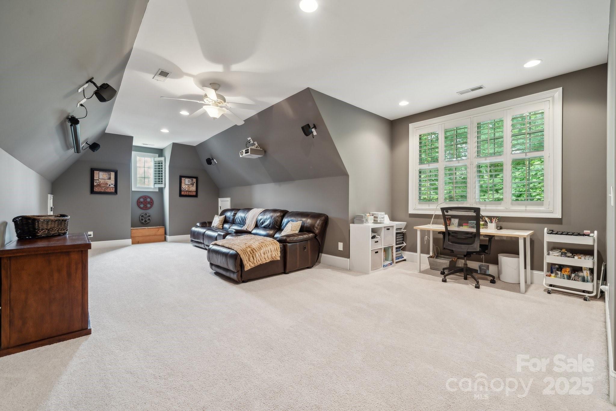 Palm Tree Cove - Residential