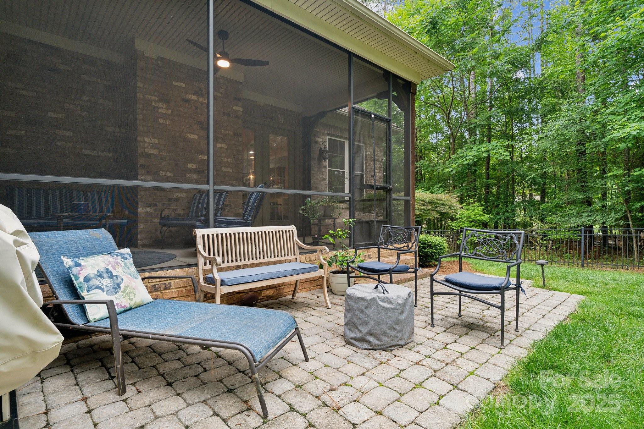 Palm Tree Cove - Residential