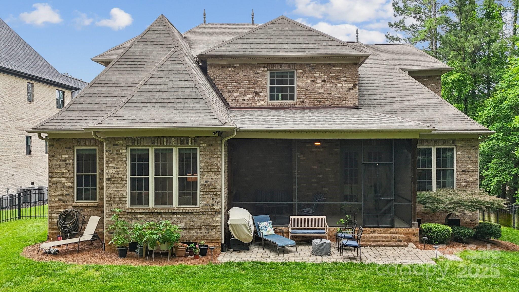 Palm Tree Cove - Residential