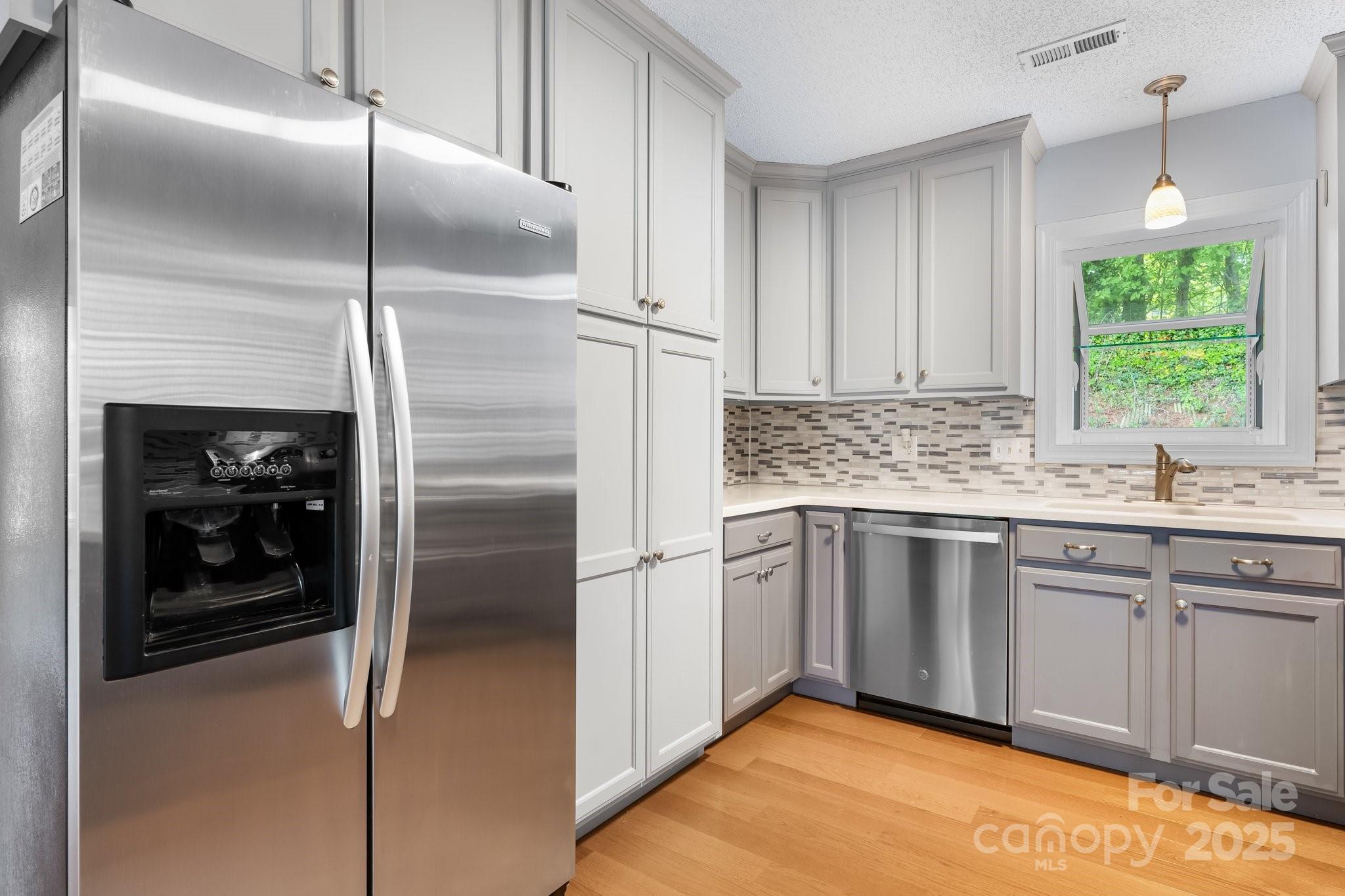 Conover Manor - Residential