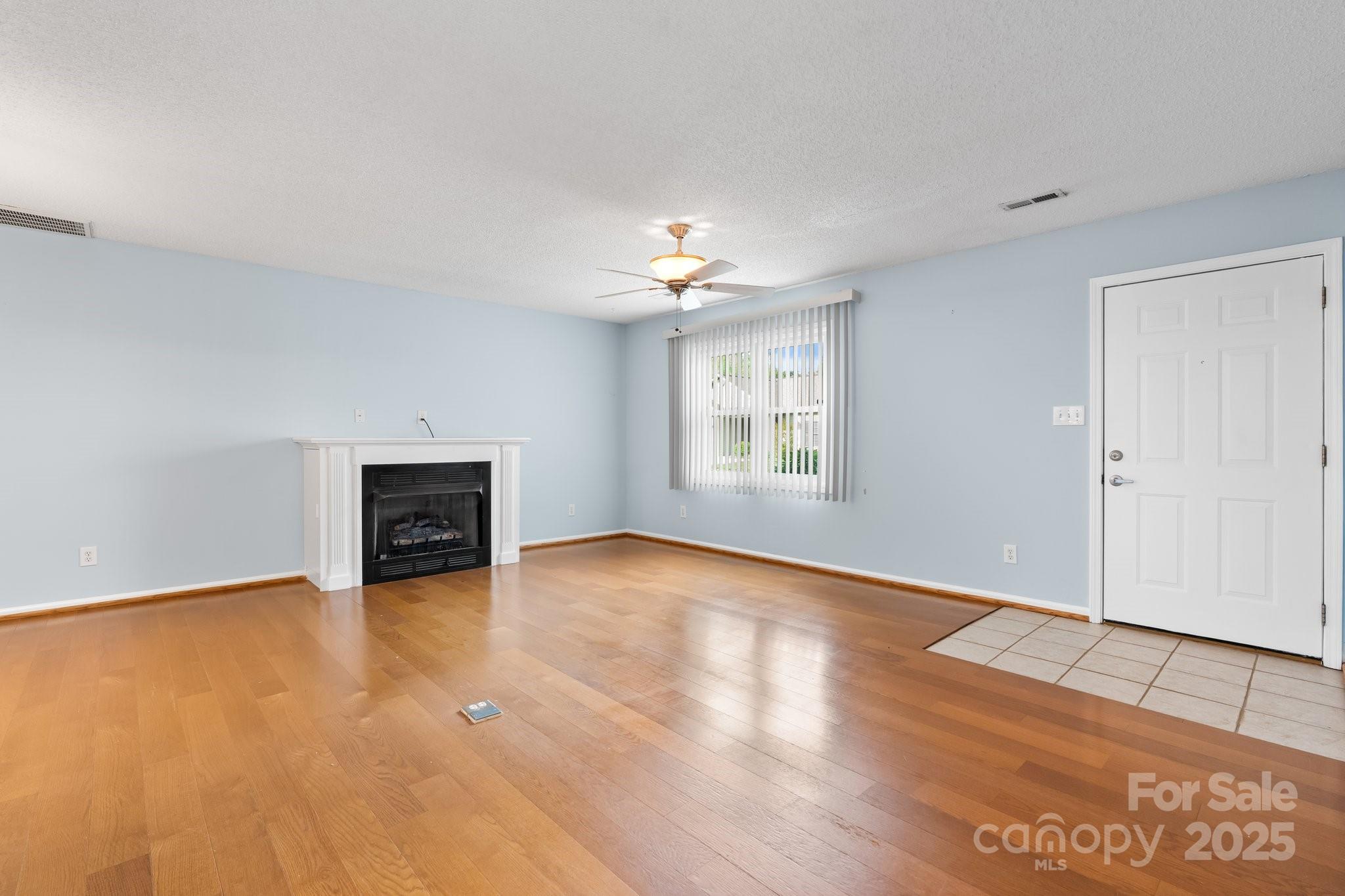 Conover Manor - Residential