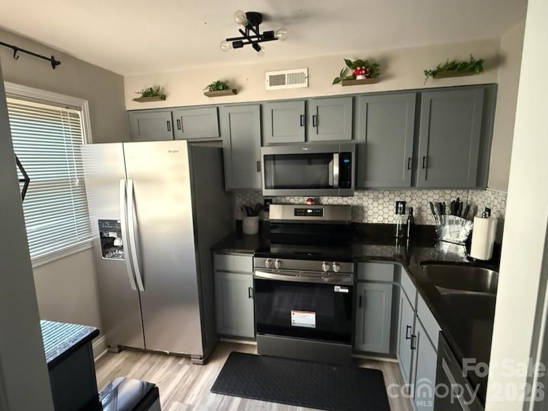 Jamestowne Commons - Residential