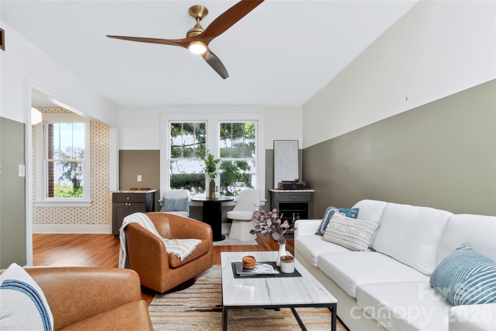 712 Louise Avenue 203