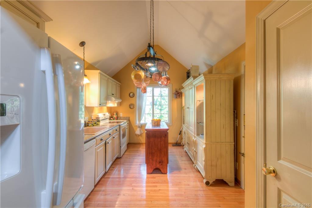 Tega Cay - Residential