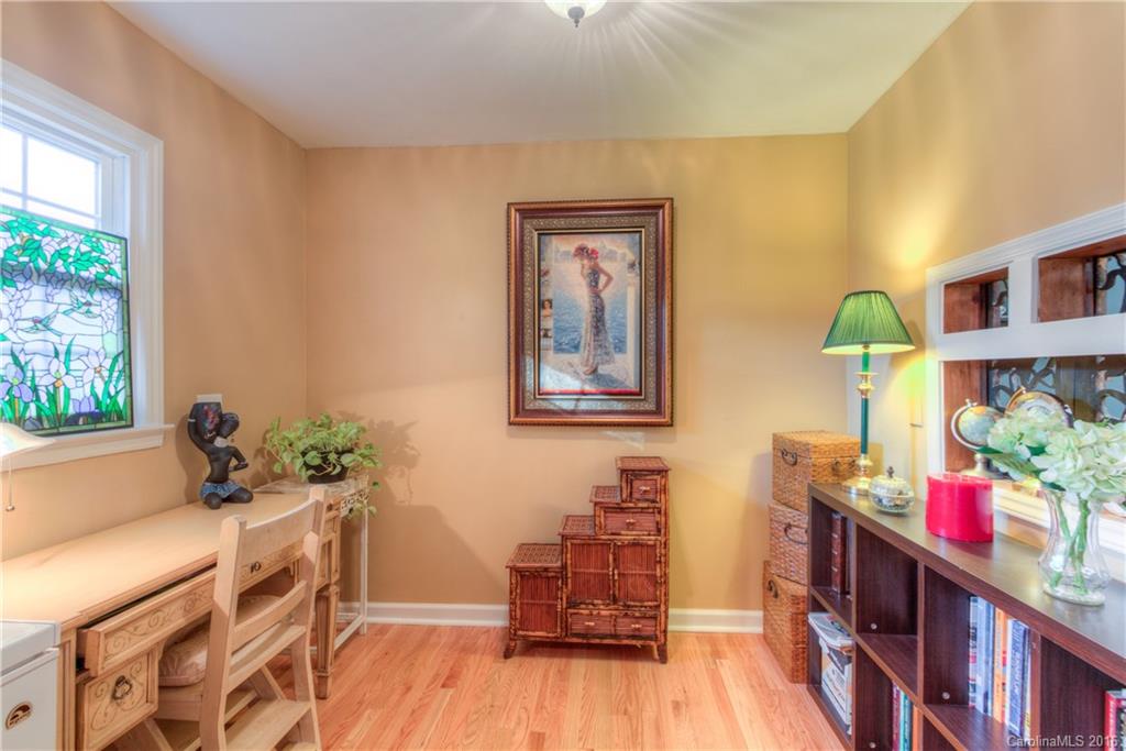 Tega Cay - Residential