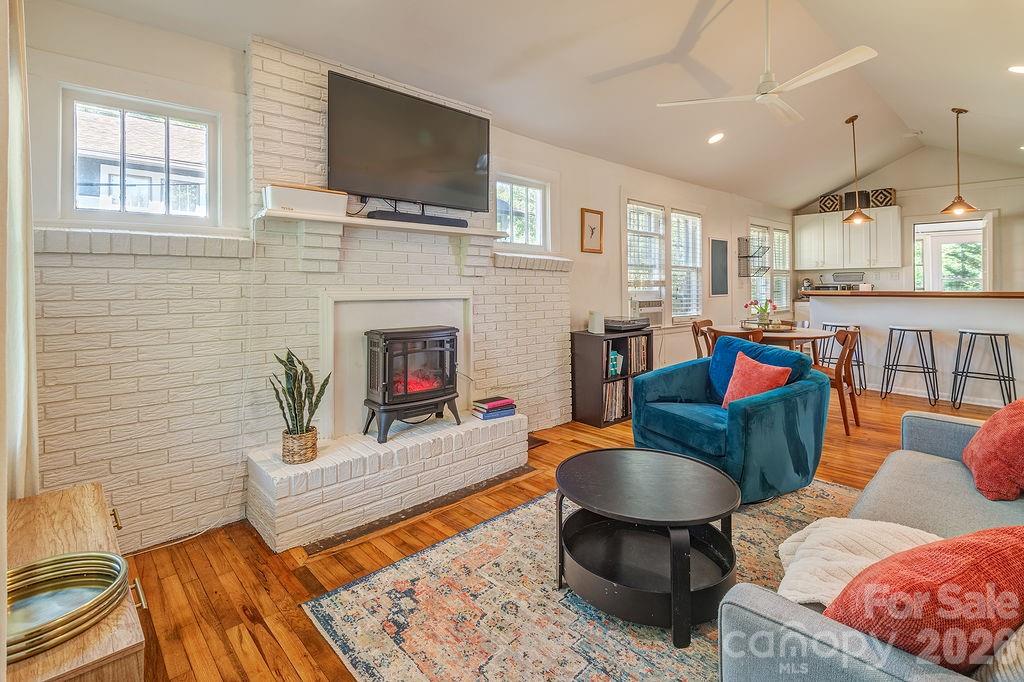 Falconhurst - Residential