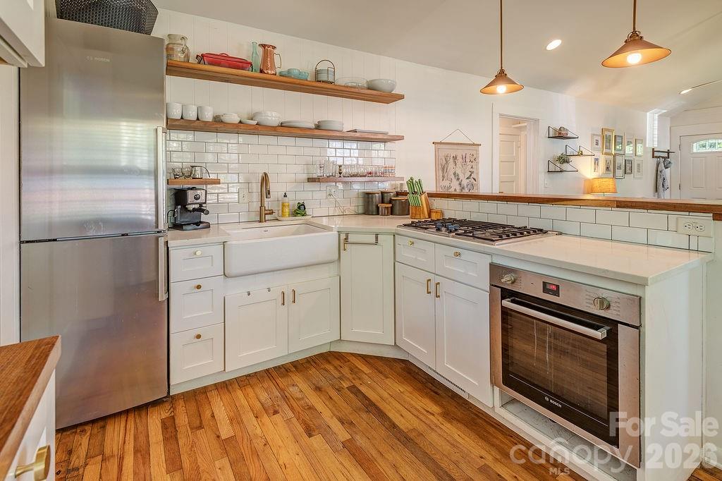 Falconhurst - Residential