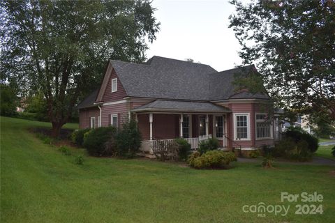 A home in Old Fort