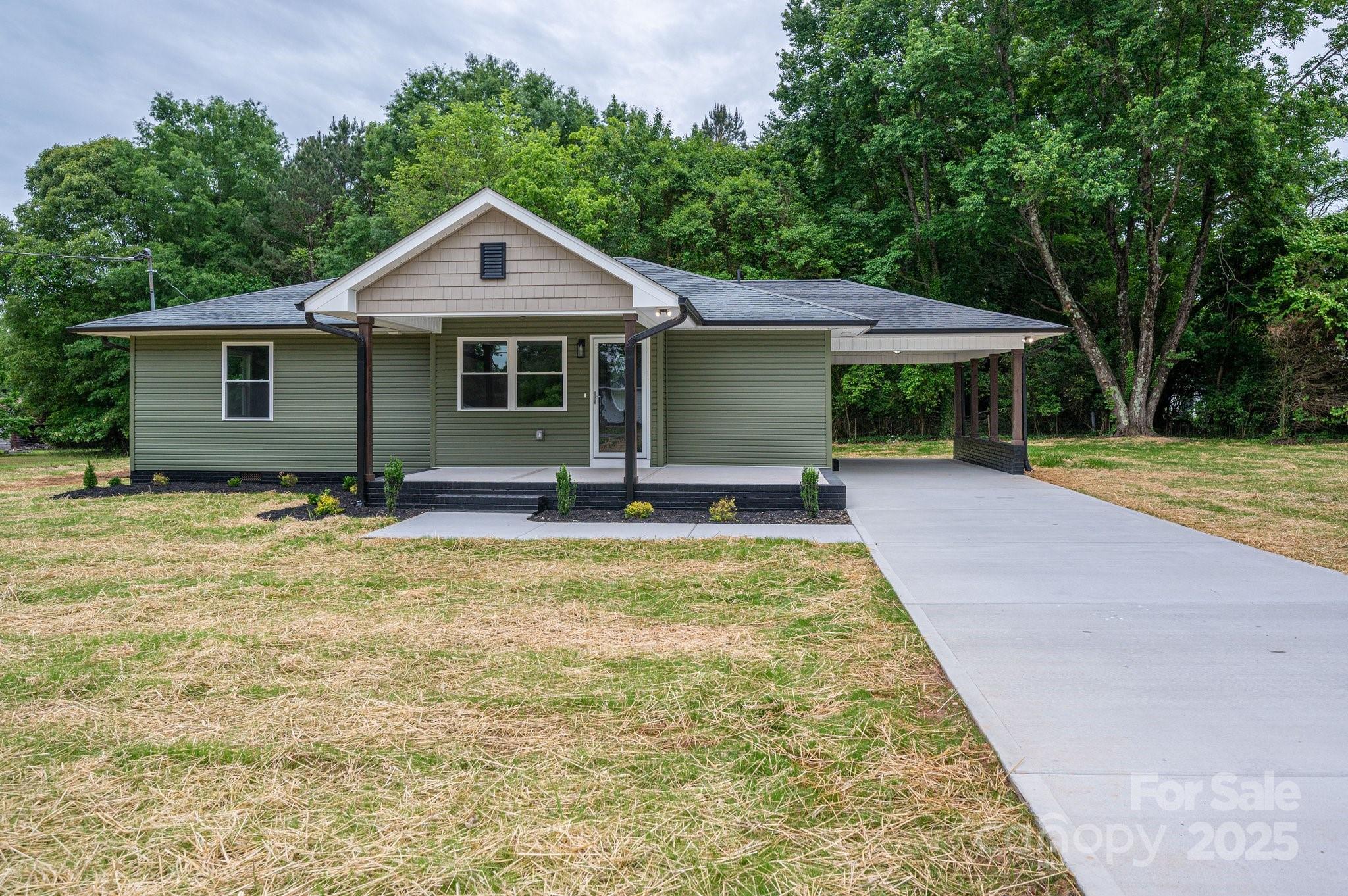 1428 E Main Street