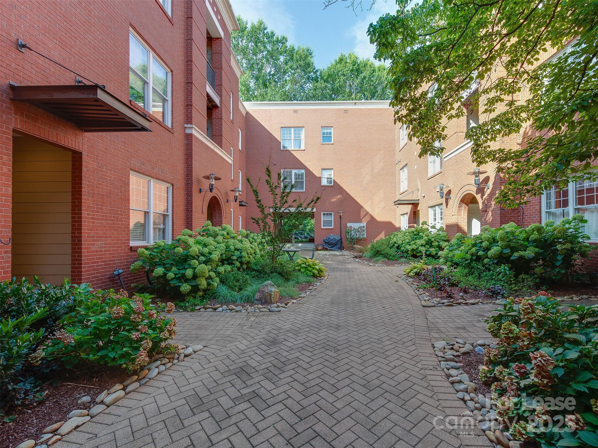 Elizabeth - Residential Lease