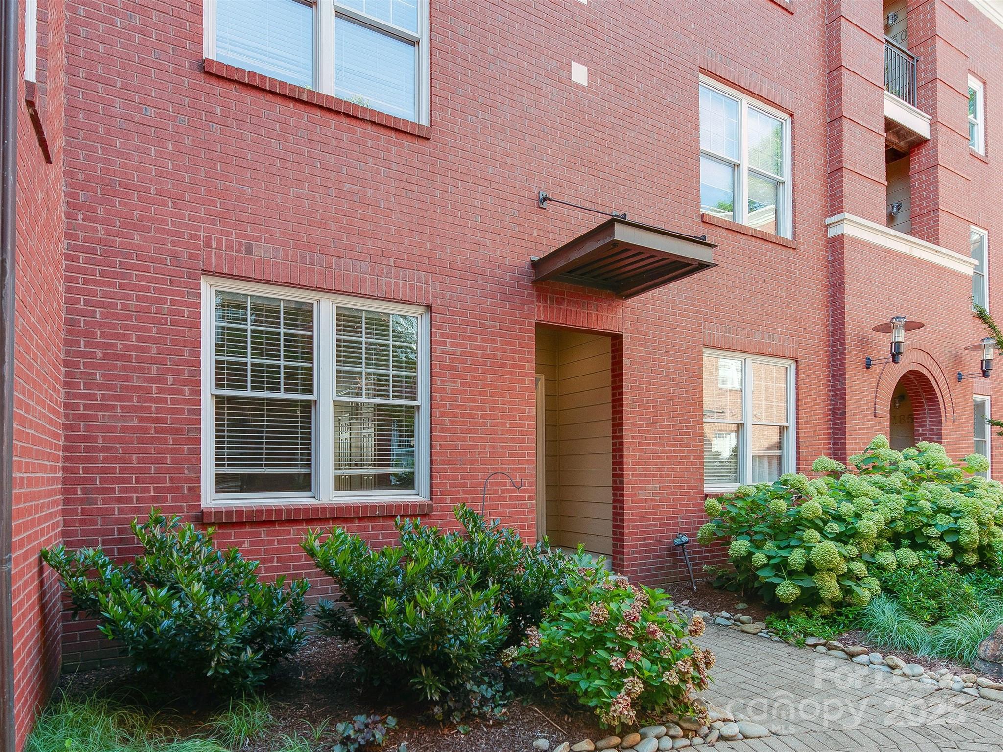 Elizabeth - Residential Lease