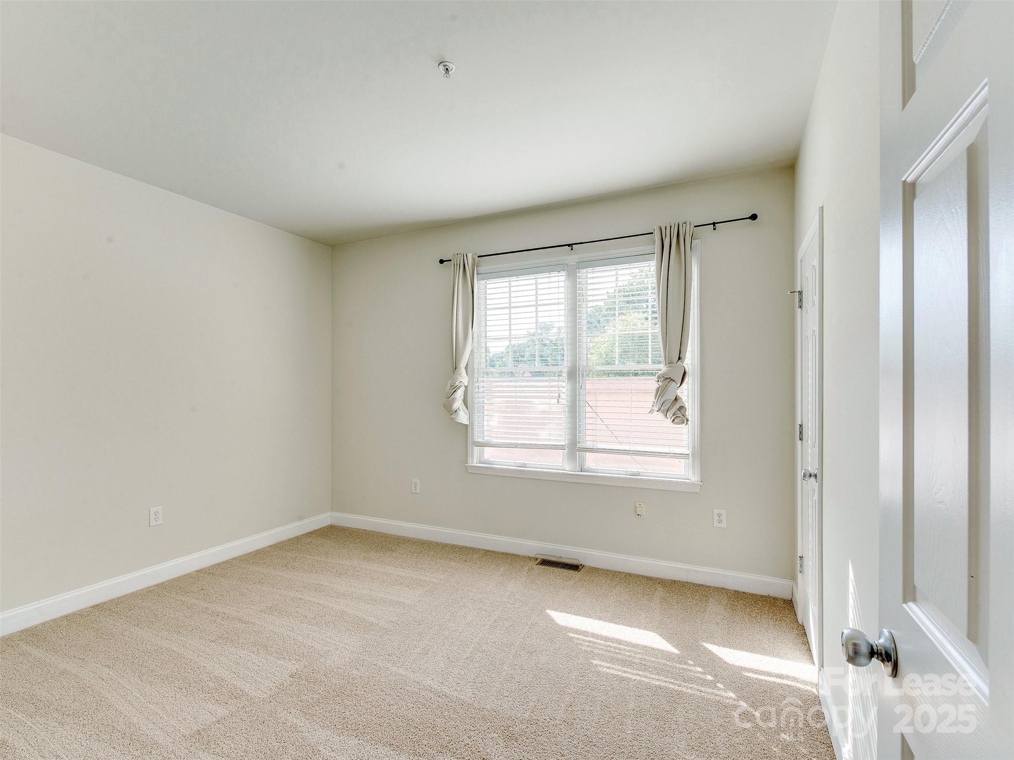 Elizabeth - Residential Lease