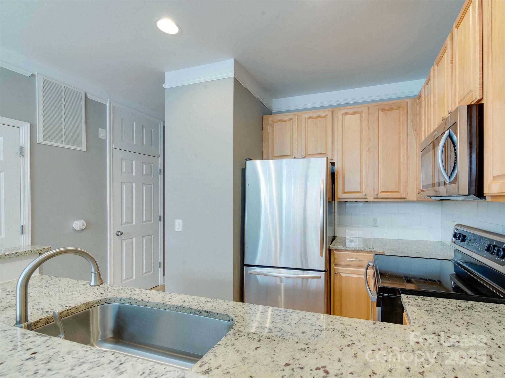 Elizabeth - Residential Lease