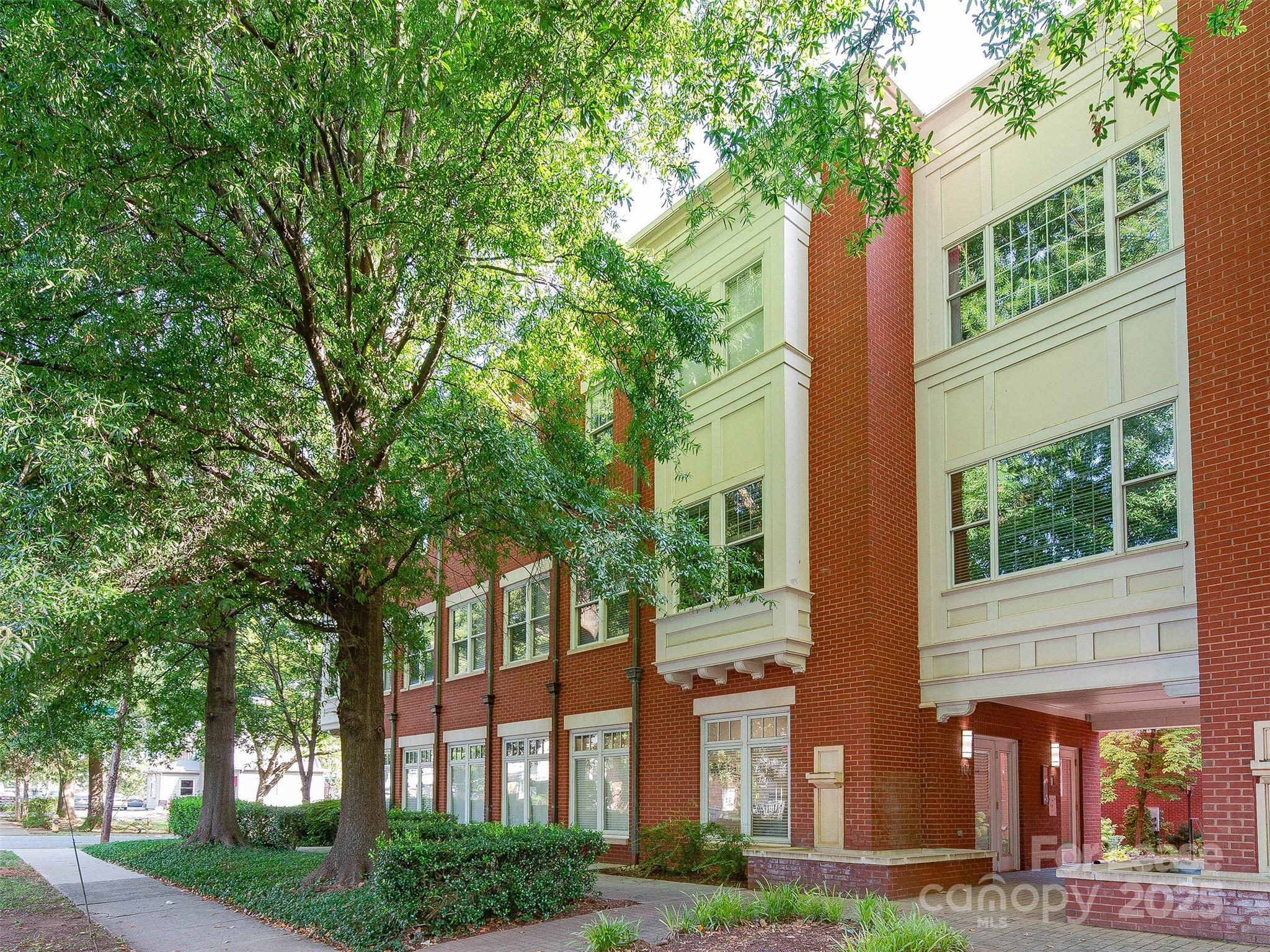 Elizabeth - Residential Lease