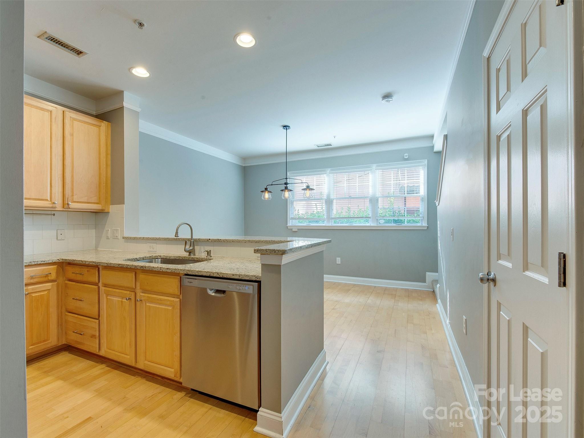 Elizabeth - Residential Lease