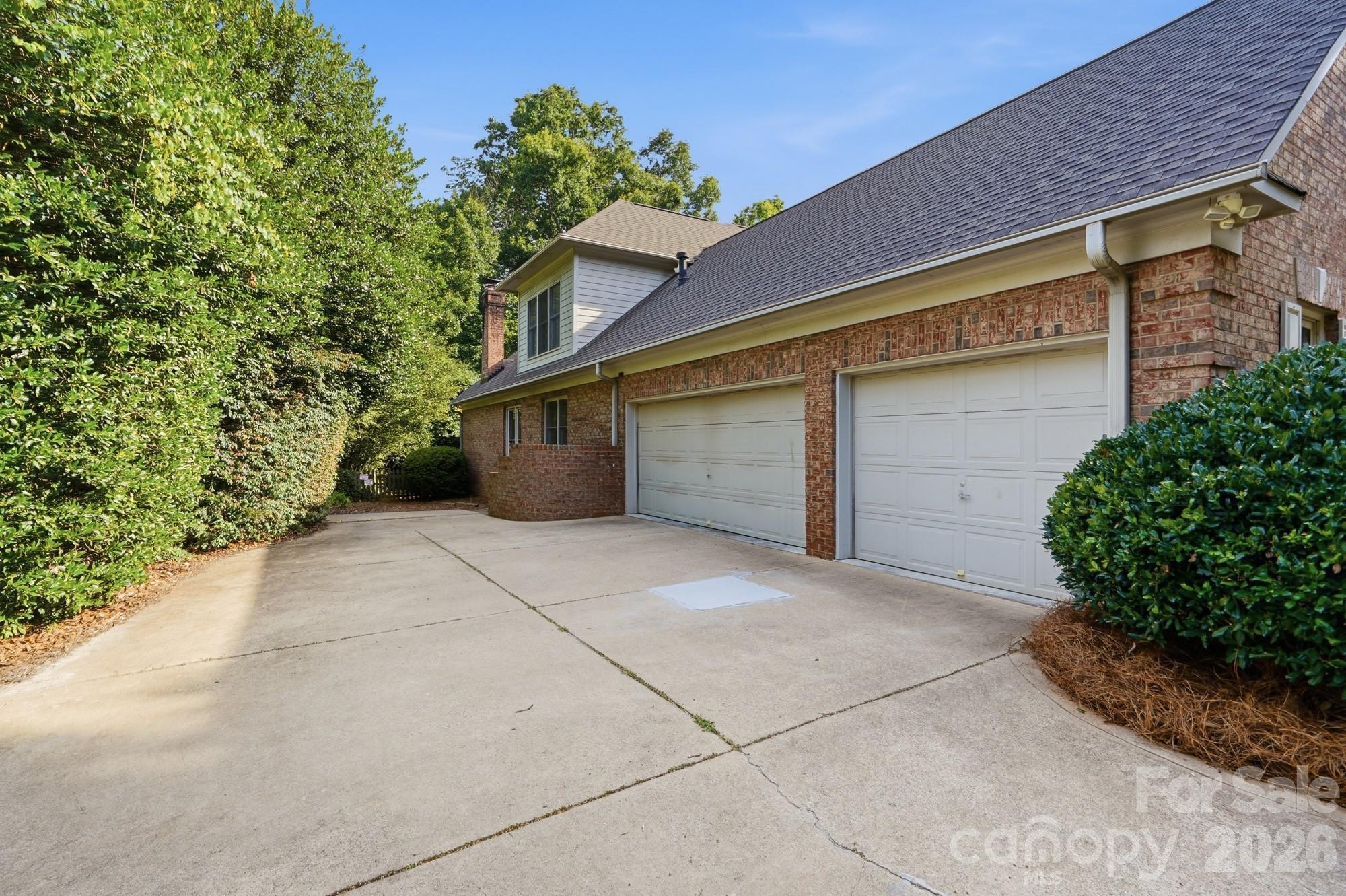 13101 Darby Chase Drive