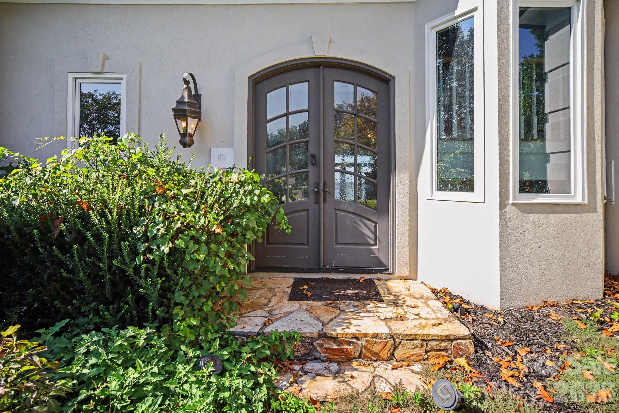 16101 Whitesail Drive