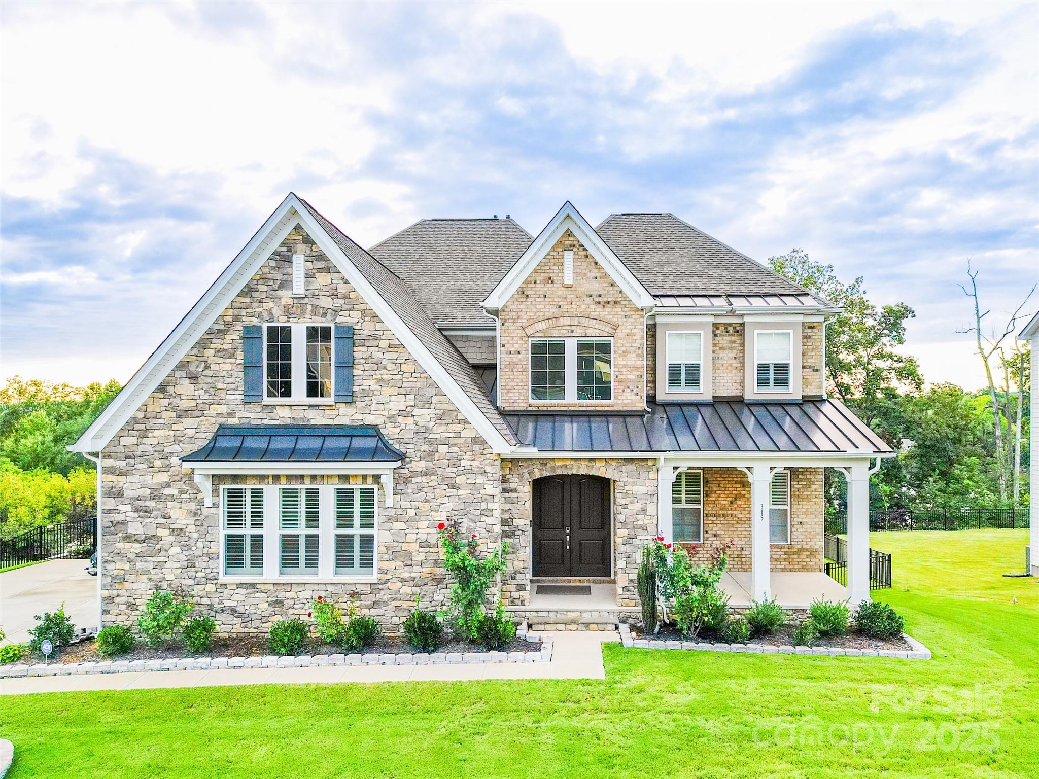 315 W Waterlynn Road