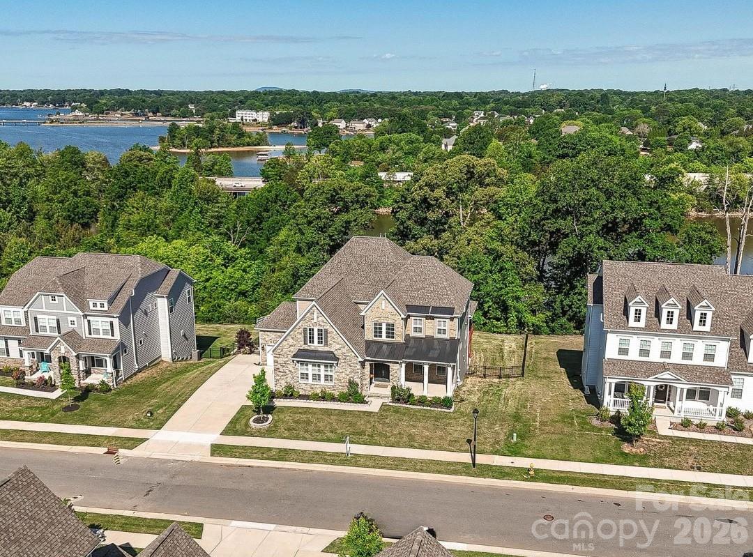 315 W Waterlynn Road