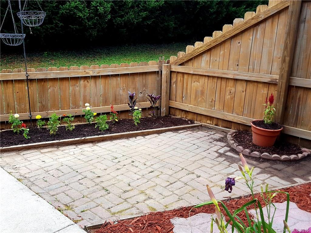 Park Lane Townhomes - Residential