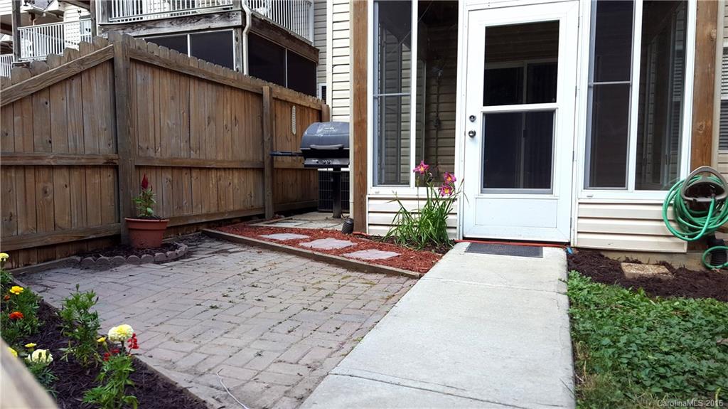 Park Lane Townhomes - Residential