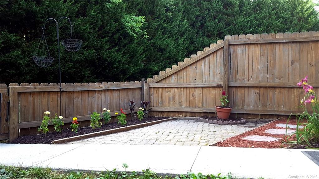 Park Lane Townhomes - Residential