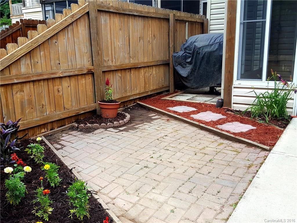 Park Lane Townhomes - Residential