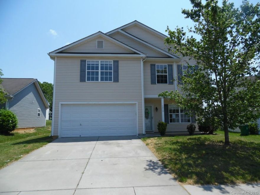 Very spacious home in “Creeksde at Coulwood” subdivision. With over 2000 sf space and open layout, it features a formal dining room, open family room with FP, kitchen with an island and pantry, and breakfast area with glass doors leading out to patio. Upstairs, a large owners' bedroom & bath with a huge WIC, plus 3 additional bedrooms, 2nd full bath and laundry room. This home is missing flooring in 3 areas, but with some TLC this property can be made into a great home!